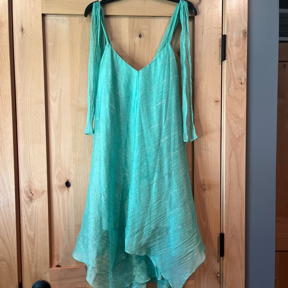 Anthropologie, HD in Paris Flowy Belted Green Dress - Size 6 Petite - Picture 8 of 8